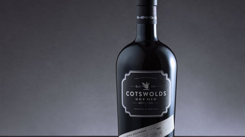 ラベンダーがほのかに香る、贅沢で優しい味わいのドライジン【プロの